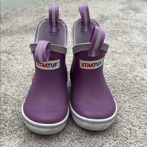 XTRATUF girls waterproof boots - size 7